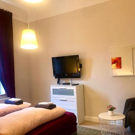 Villa Hanseart Luebeck - Privatzimmer In Zentraler Lage ภายนอก รูปภาพ