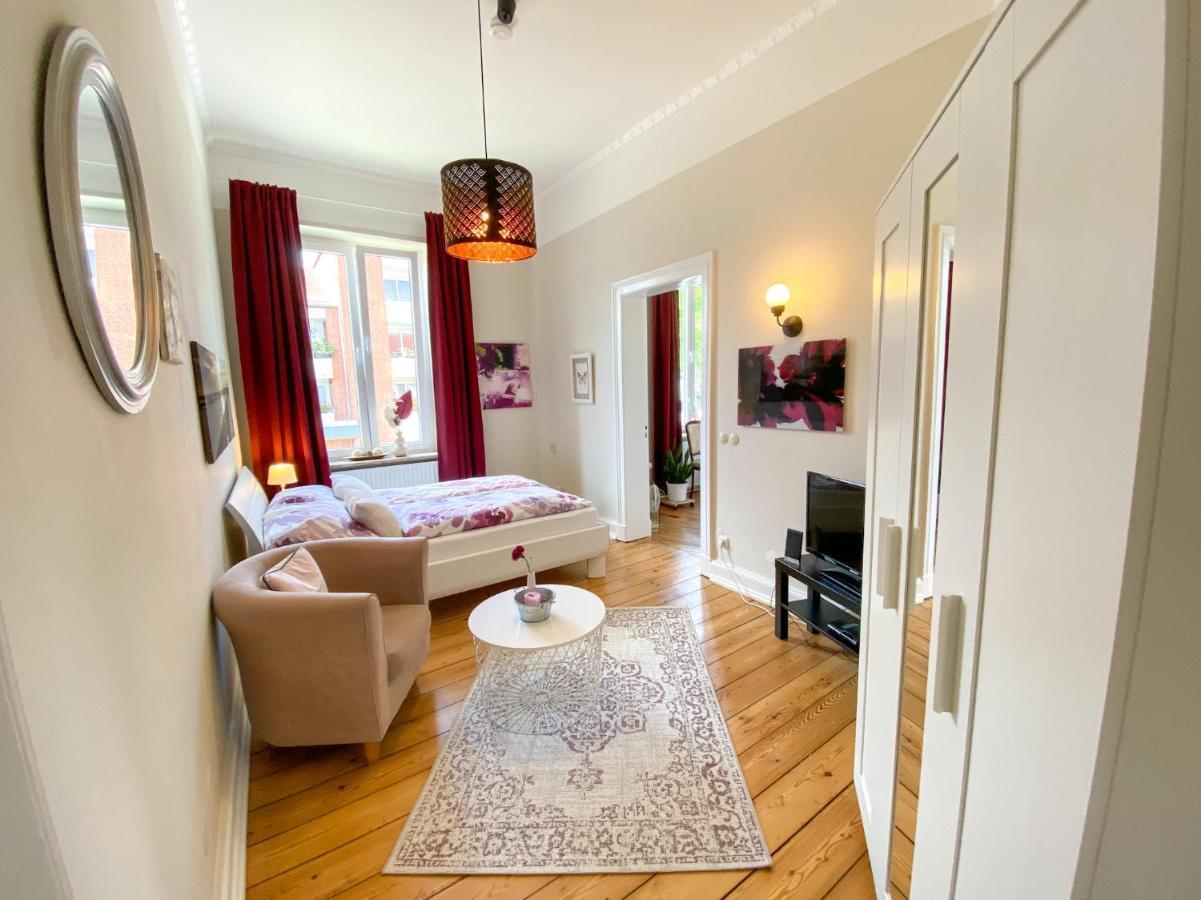 Villa Hanseart Luebeck - Privatzimmer In Zentraler Lage ภายนอก รูปภาพ