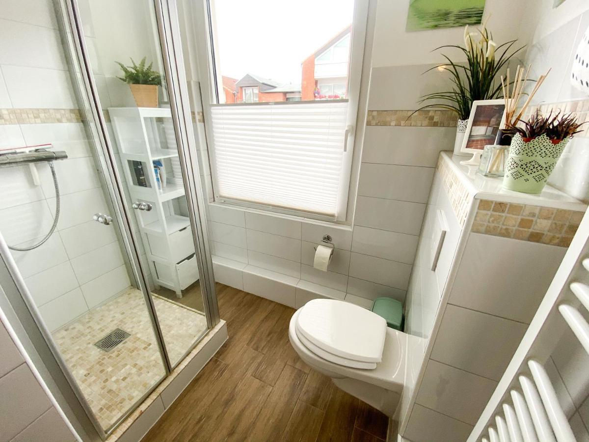 Villa Hanseart Luebeck - Privatzimmer In Zentraler Lage ภายนอก รูปภาพ