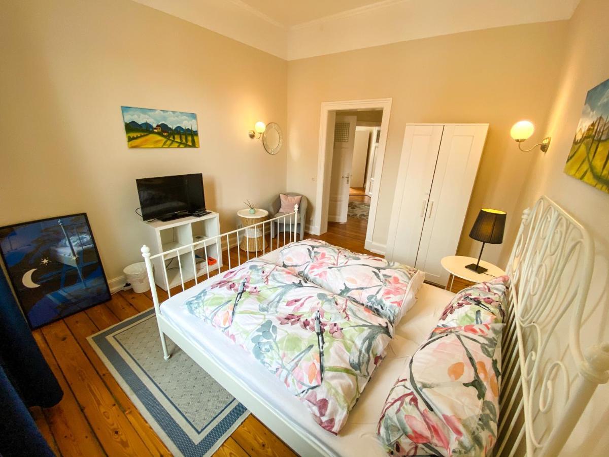 Villa Hanseart Luebeck - Privatzimmer In Zentraler Lage ภายนอก รูปภาพ